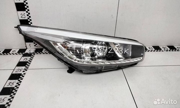 Фара правая Kia Ceed