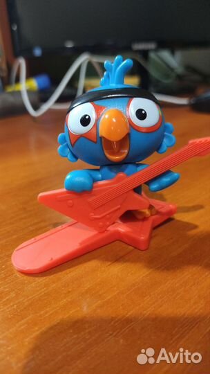 Фигурки из Kinder Maxi