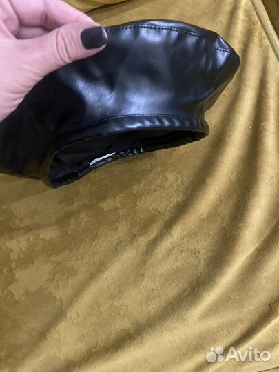 Берет кожаный