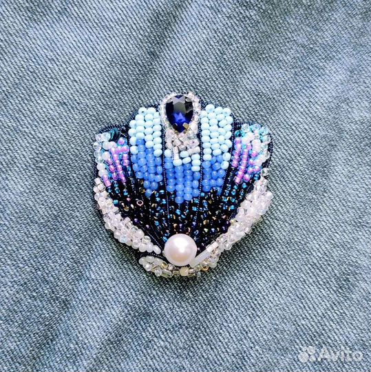 Брошь 