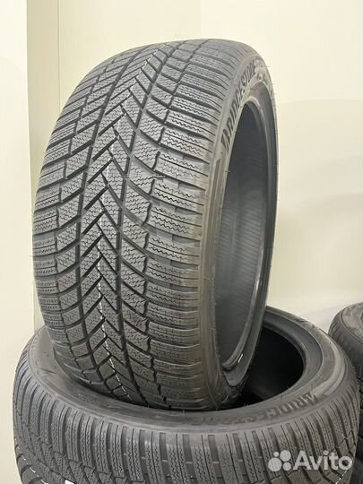 Bridgestone Blizzak LM-005 255/40 R20