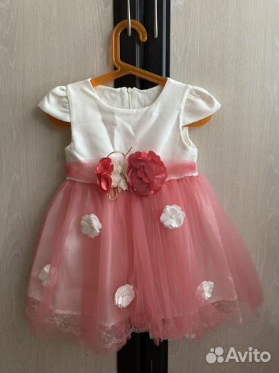 Платье нарядное пышное для девочки 92