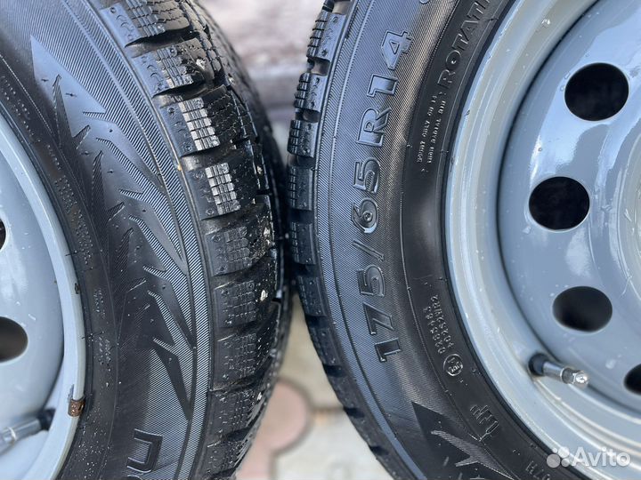 Новые калеса Nokian Tyres 176/65R14