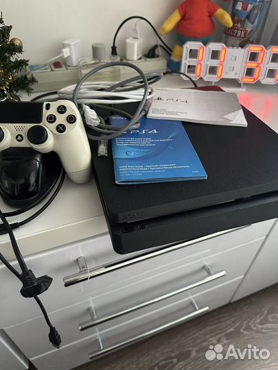 Игровая консоль Sony Playstation 4 Slim 1 TB