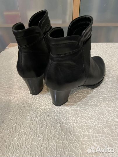 Полусапожки женские кожа 36-37 р. Chester Англия