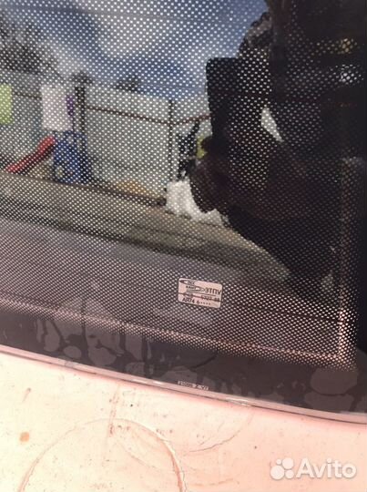 Заднее стекло ваз 21099