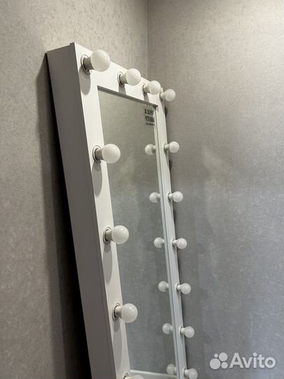 Зеркало с подсветкой