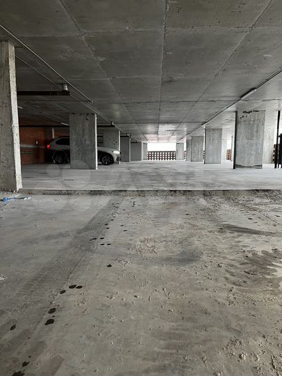 Машиноместо, 16 м²