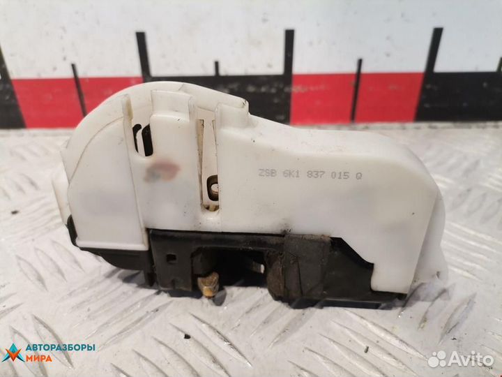 Замок двери передней левой Volkswagen Caddy 2 2001