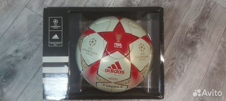 Футбольный мяч лиги чемпионов 2008 Москва