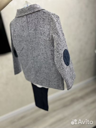 Костюм тройка на мальчика 92