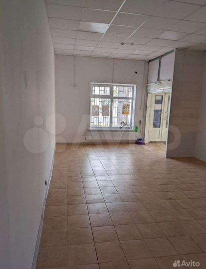 Торговая площадь, 27 м²