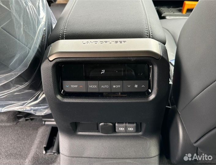 Toyota Land Cruiser Prado 2.4 AT, 2024, 32 км