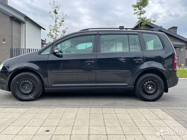 Накладка на пороги Volkswagen Touran MK1