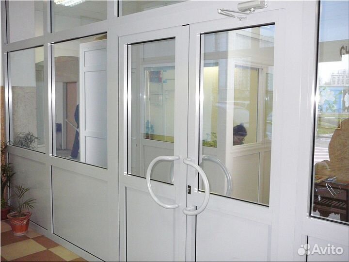 Пластиковые двери