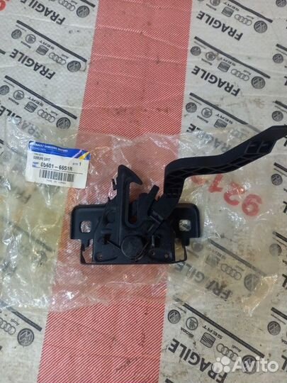 Замок капота Renault Logan 2 Sandero 2014+