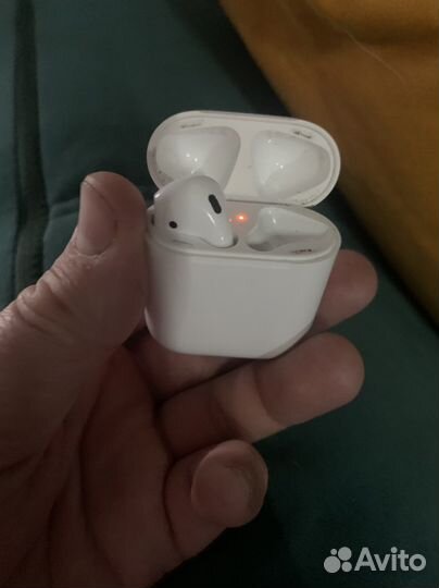 Наушники apple airpods 2 только левый И кейс