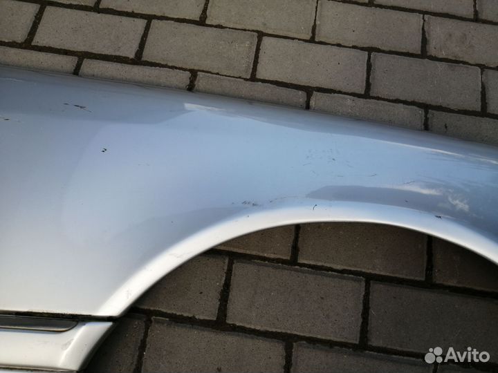 Крыло правое Мерседес W202 Оригинал
