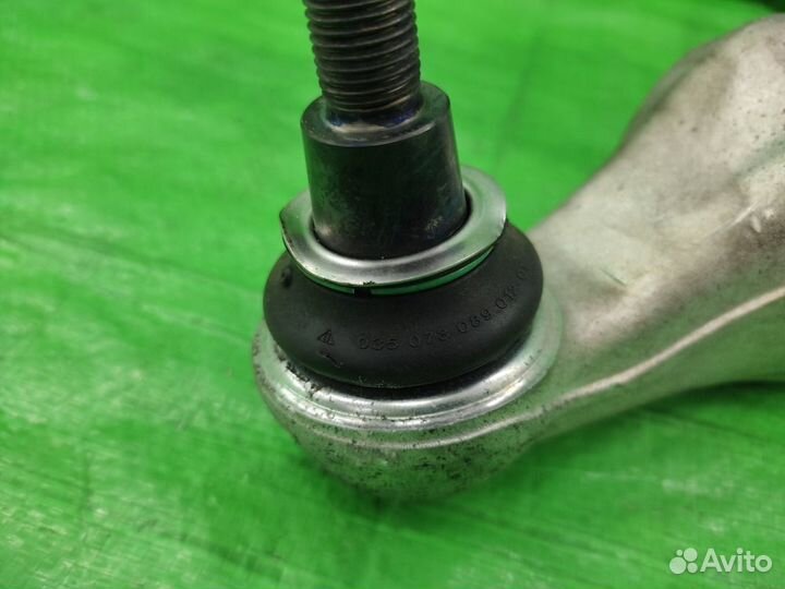 Рычаг подвески нижний прав. перед. Volkswagen Toua