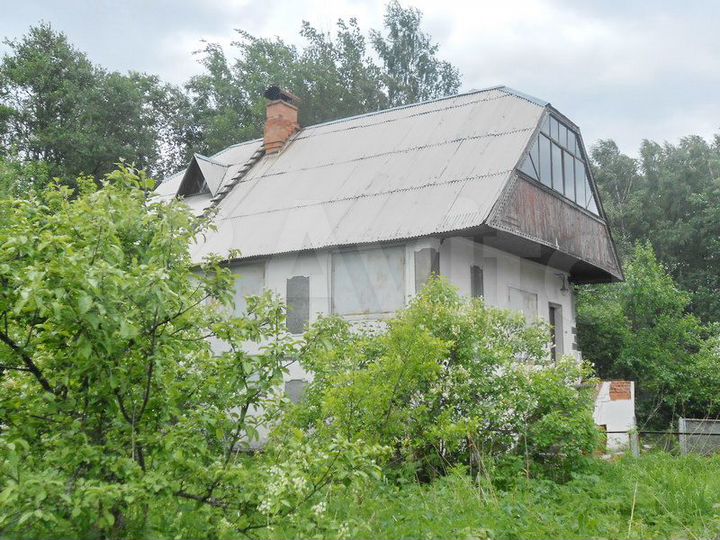 Дом 240 м² на участке 8,7 сот.