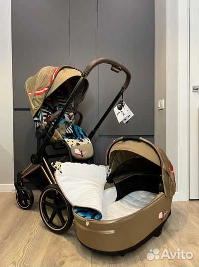 Cybex Priam 4 2022 One Love by Karolina Kurkova