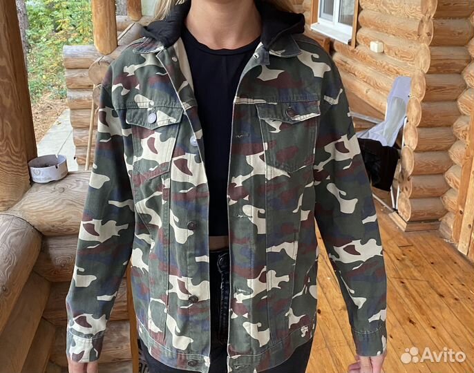 Джинсовая куртка