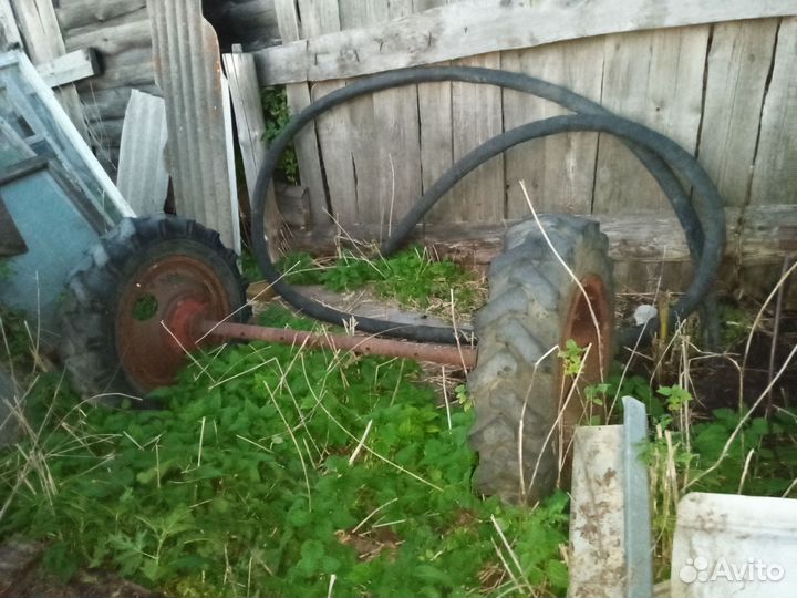 Ось на тележку