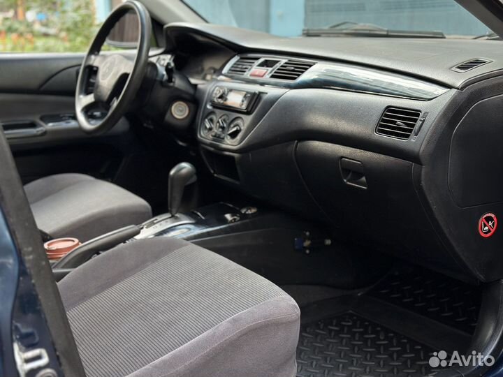 Mitsubishi Lancer 1.6 AT, 2004, 280 050 км