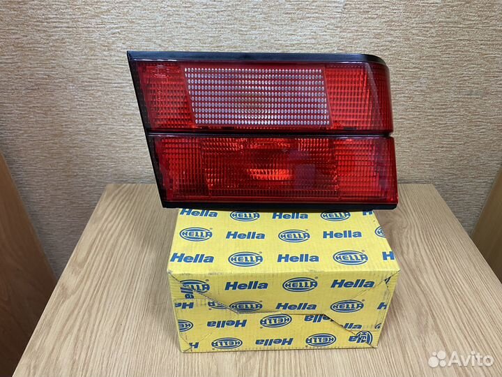 Задний фонарь богажника bmw e34 левый