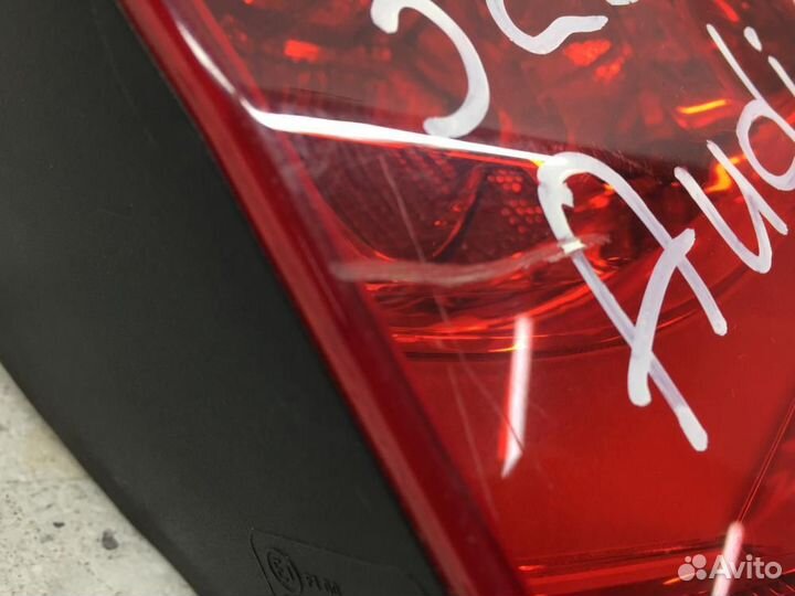 Фонарь задний внутренний левый Audi A7 4G 2011