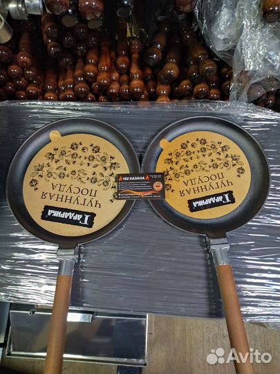 Чугунная сковорода блинная 22см. 24 см