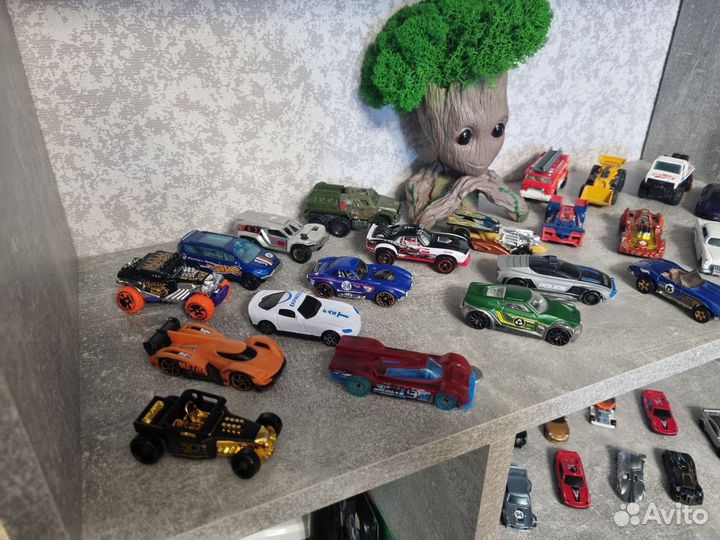 Машинки модельки