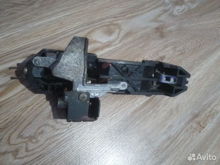 Ручка двери nissan tiida