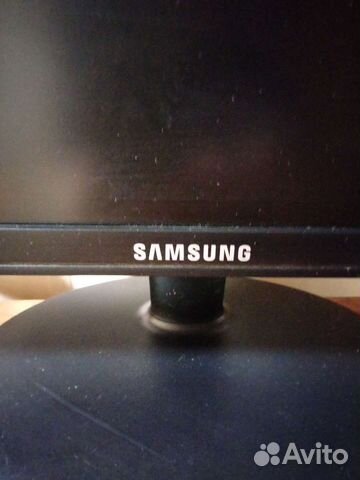 Монитор Samsung