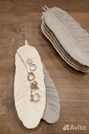 Подставка из гипса Перо