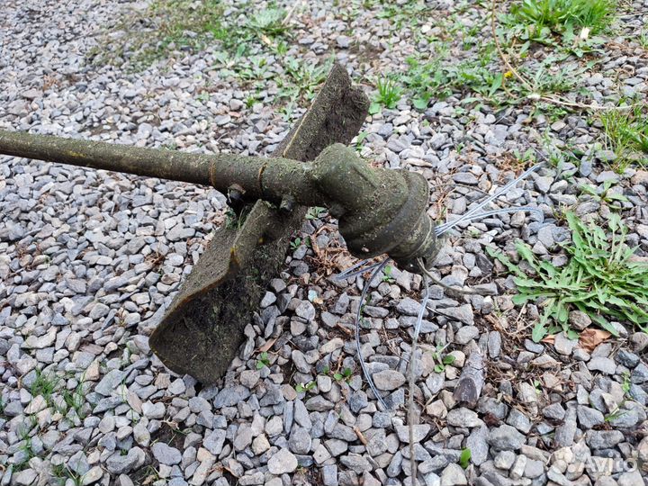 Триммер бензиновый