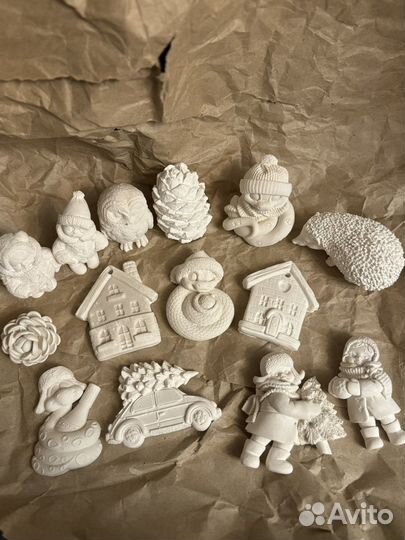 Наборы игрушек на ёлку для раскрашивания из гипса