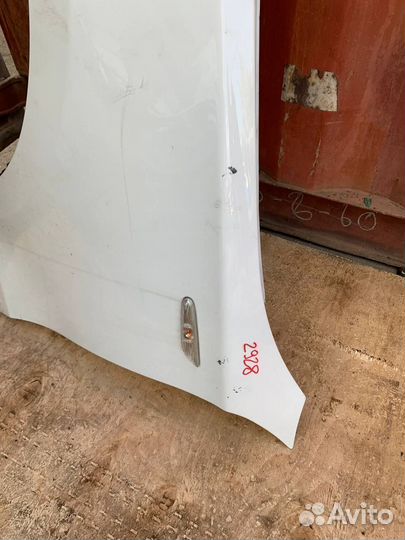 Крыло переднее левое бмв 1 серии Е87