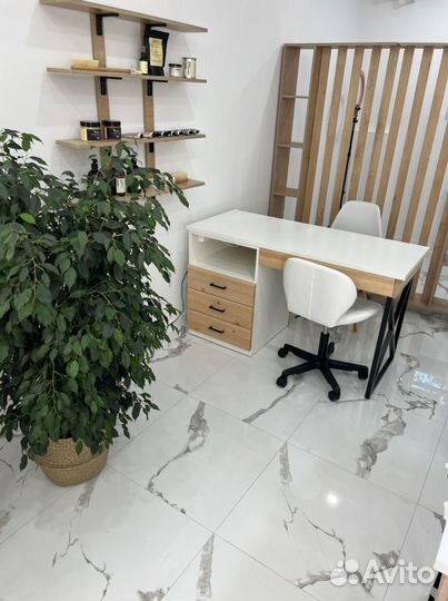 Аппаратный маникюр