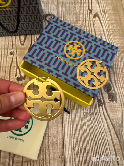Серьги tory burch