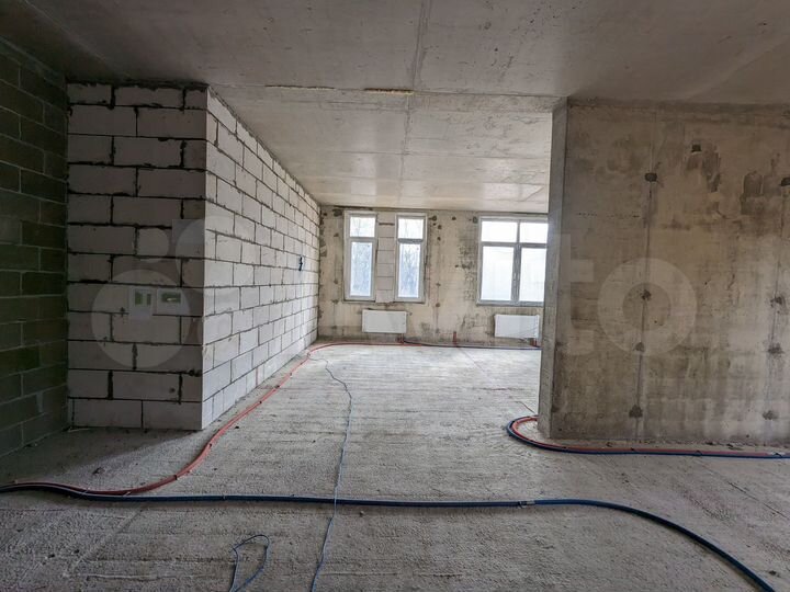 2-к. квартира, 76,4 м², 3/17 эт.