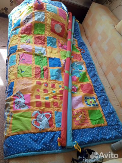 Детский развивающий коврик с дугами