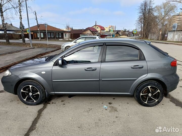 Chevrolet Lacetti 1.6 МТ, 2010, 300 000 км