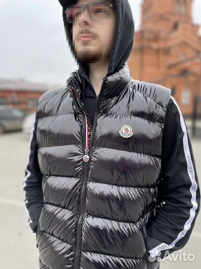 Жилетка moncler глянцевая