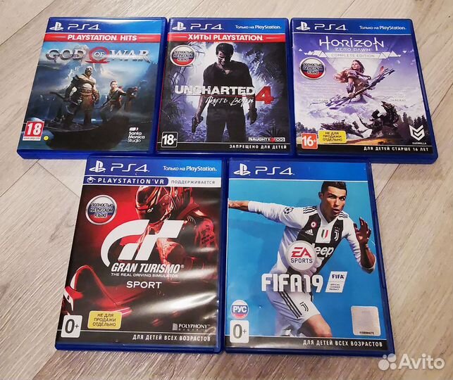 Sony PS4 Slim 1tb / 2 геймпада / 3 ревизия / игры