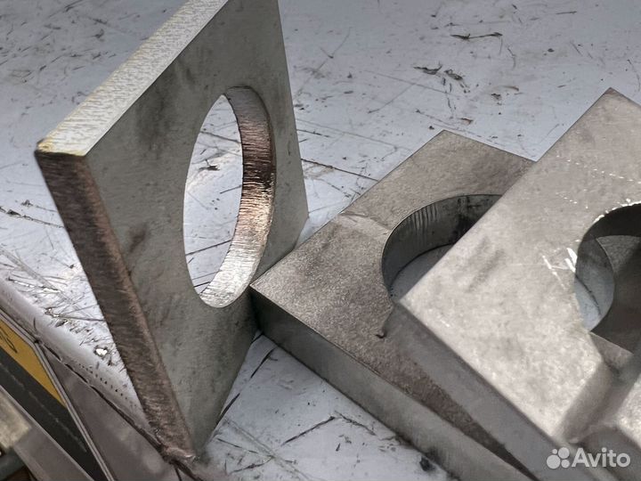 Лазерная резка листового металла на чпу станке