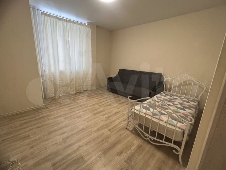 1-к. квартира, 40 м², 3/16 эт.