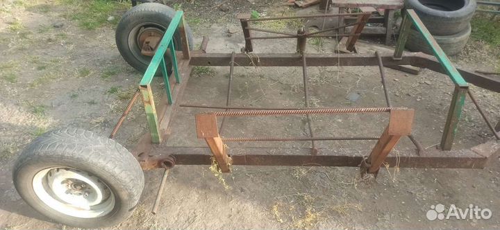Прицеп легковой бу для перевозки сена в рулонах