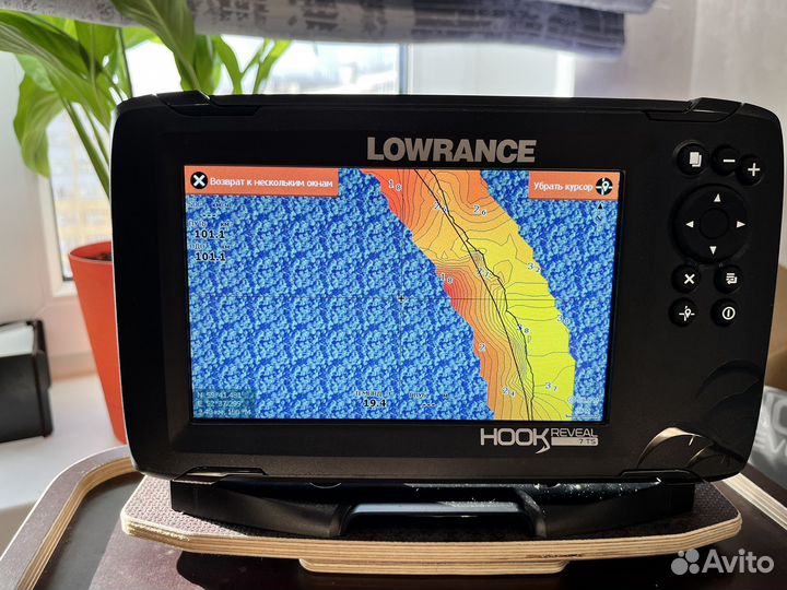 Эхолот картплоттер lowrance
