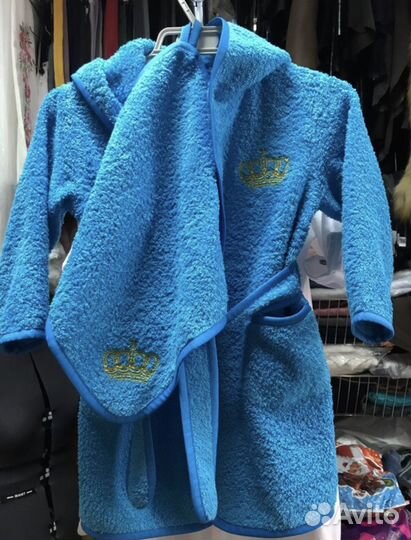 Халаты махровые с вышивкой